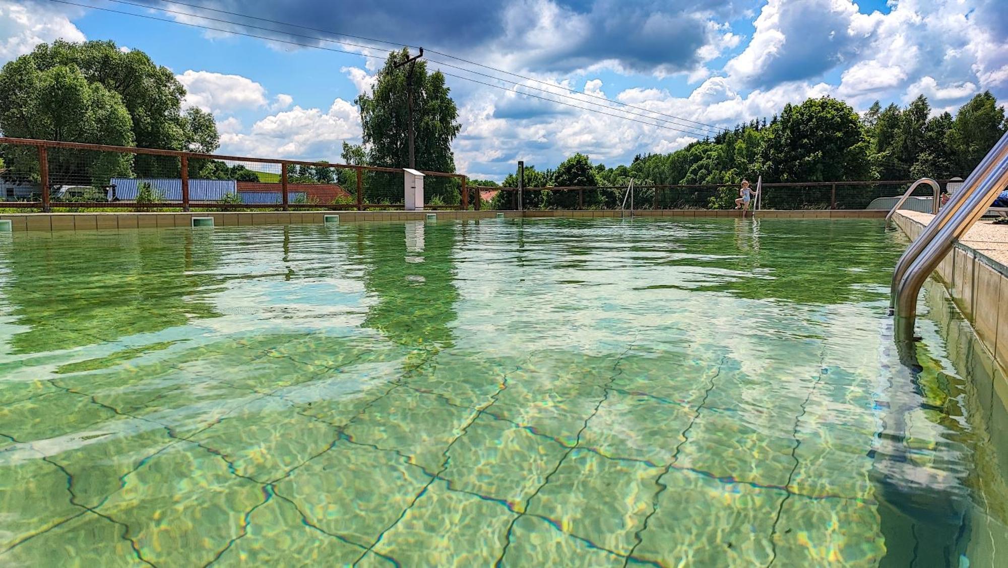Camphouse Villa Chvalšiny Buitenkant foto
